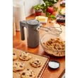 Kép 2/6 - 5KHMB732EDG Kitchen Aid vezeték nélküli kézi mixer szénszürke színben- könnyű használat